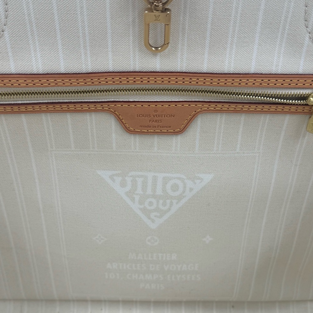 Louis Vuitton Limited Edition By The Pool Neverful - Picture 10 of 14